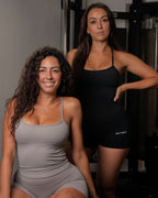 Soléa Noir Crop Top